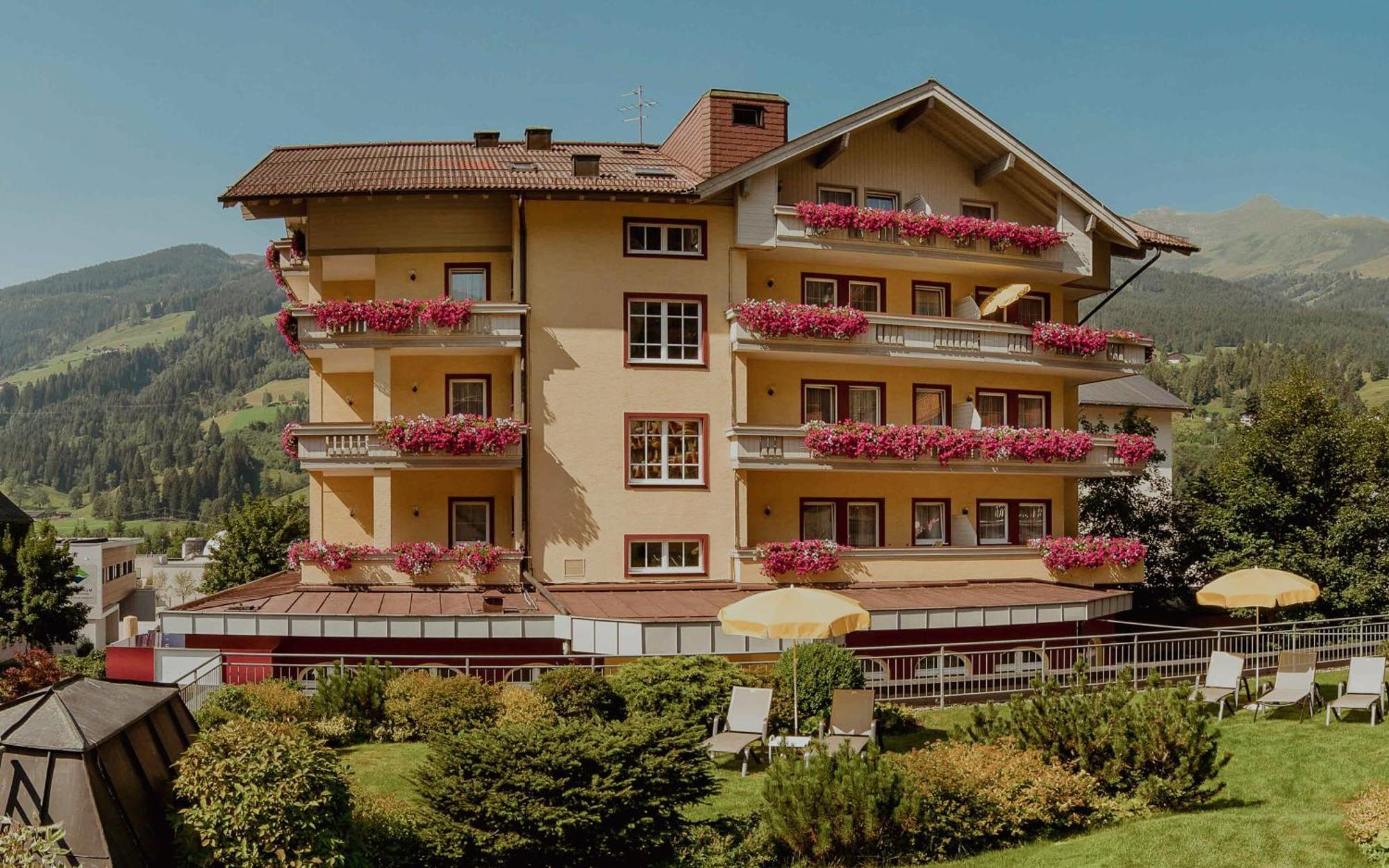 Appartement Hotel Panorama-Im Bademantel Direkt In Die Alpentherme Bad Hofgastein Luaran gambar